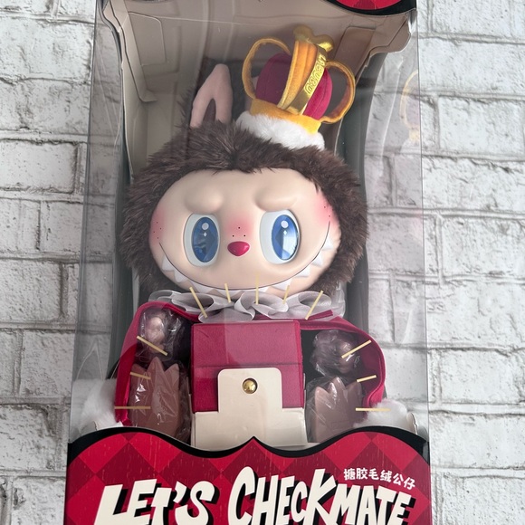 Labubu Lets Checkmate (King) - Picture 3 of 13